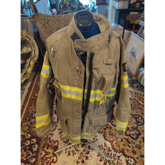 See Pictures Other - Vintage Retired Firefighter Turnout JACKET FIRE COAT USED *SHELL ONLY* 46 X 32"